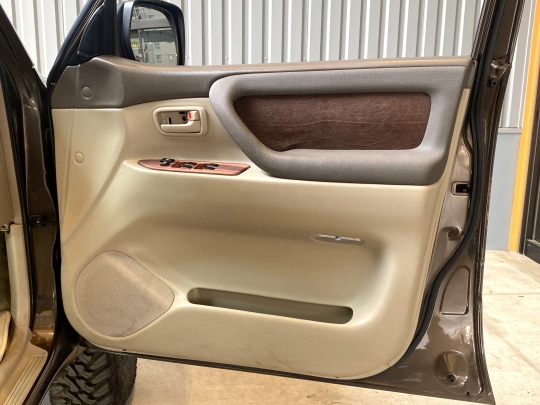 ランクル100 ウッドパネル アウトドア 中古車