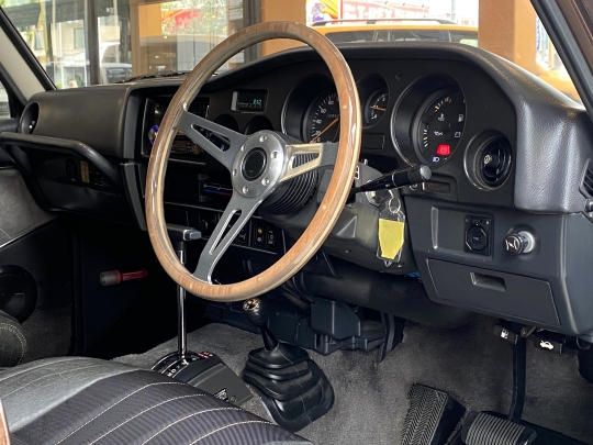 ランクル60 丸目フェイス クラシックカスタム 中古車