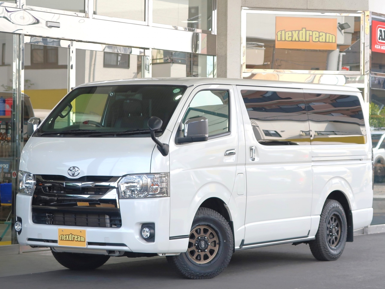 ハイエースバン　２ＷＤ