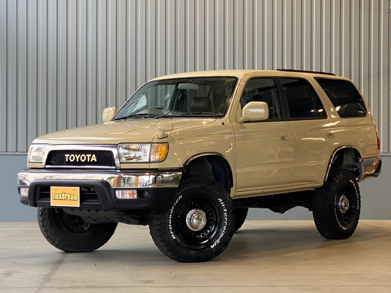 ハイラックスサーフワゴン　４ＷＤ
