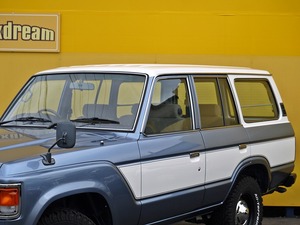ランクル６０丸目換装　フェンダー　