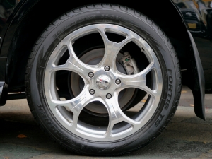 ランクル２００ＺＸ　ブラック　黒本革　マルチレス