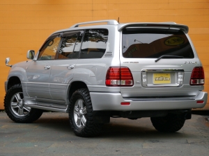 ランクル１００最高峰ＳＵＶ　シグナス