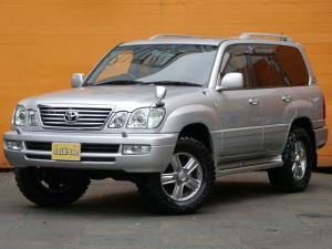ランクル１００最高峰ＳＵＶ　シグナス