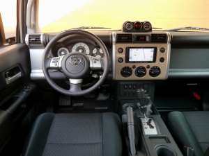 ＦＪクルーザー新車並行車　１オーナー