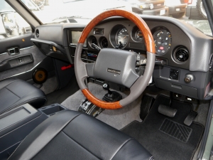 ランクル６０ガソリン×オートマ　ＦＪ６２Ｇ