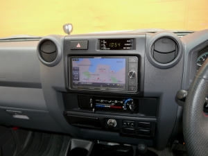 ランクル７０LINE-X　