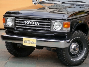 ランクル６０純正丸目　FJ62V