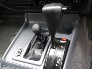 ランクル８０角目フェイス　ARB　観音ドア