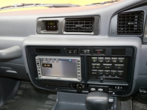 ランクル８０角目フェイス　ARB　観音ドア