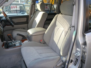 ランクル１００最終モデル　１オーナー車