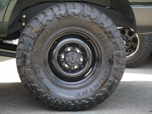 ランクル８０角目フェイス　ARB