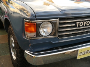 ランクル８０丸目フェイス換装　