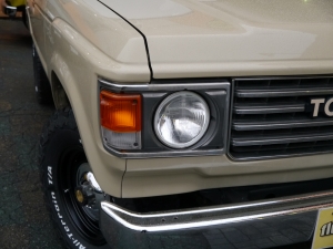 ランクル６０丸目フェイス換装
