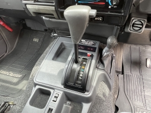 ランクル７０純正カラー　電動ウインチ　デフロック