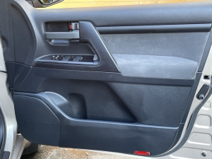 ランクル２００１オーナー車