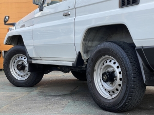 ランクル７０ノーマル車　マニュアル車