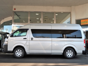 ハイエースバン４ＷＤ　スパロン