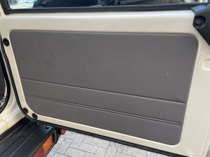 ランクル７０再販モデル　限定車　