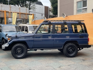 ランクル７０純正カラー　オートマ
