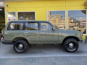 ランクル８０丸目フェイス　クラシック