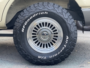 ランクル８０角目フェイス