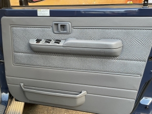 ランクル７０再販モデル　限定車　特選車