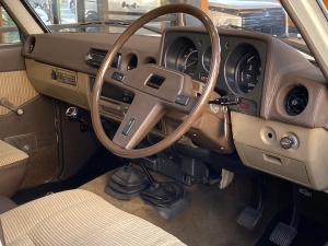 ランクル６０クラシックカー　旧車　丸目