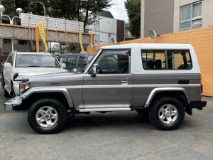 ランクル７０純正カラー　ノーマル　オープンカントリー