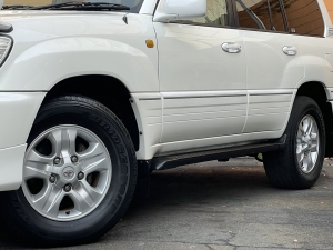 ランクル１００最終モデル　１オーナー車　ノーマル車
