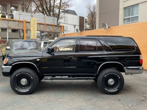 ハイラックスサーフ特選車　リフトアップ　ナロー