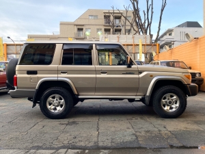 ランクル７０再販モデル　限定車