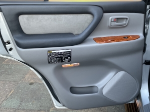 ランクル１００特別仕様車　ツーリングED　リフトアップ