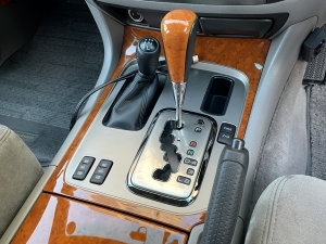 ランクル１００特別仕様車　ツーリングED　リフトアップ