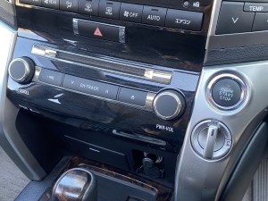 ランクル２００１オーナー　メーカーナビ　ノーマル