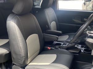 ＦＪクルーザーブラックカラーパッケージ　オフロード　SUV