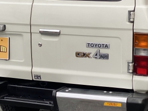 ランクル６０サイドデカール　角目四灯