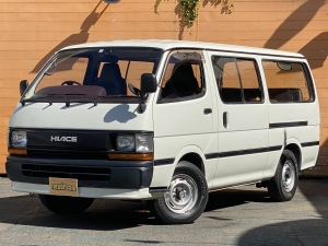 ハイエース100系送迎　車中泊
