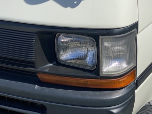 ハイエース100系送迎　車中泊