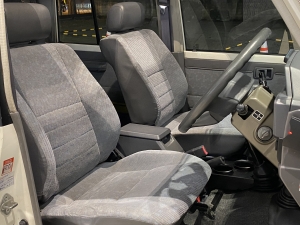 ランクル７０ランドクルーザー７０ LX 　NOｘPM適合済み