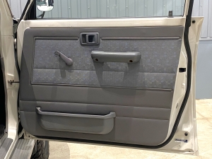 ランクル７０ランドクルーザー７０ LX 　NOｘPM適合済み