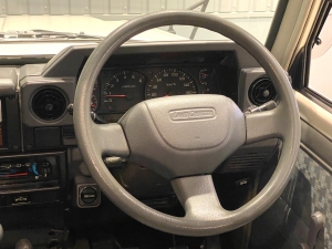 ランクル７０ランドクルーザー７０ LX 　NOｘPM適合済み