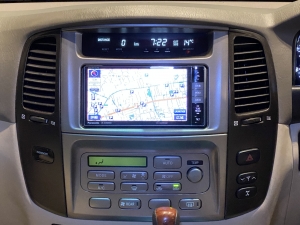 ランクル１００リフトアップ　TOYOTAグリル　
