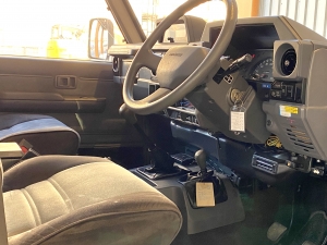 ランクルプラド希少MT車　オリジナルコンディション