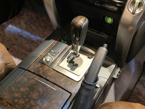 ランクル２００TOYOTAグリル　リフトアップ