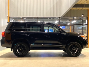 ランクル２００TOYOTAグリル　リフトアップ