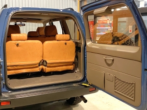 ランクルプラド丸目フェイス　TOYOTAグリル　
