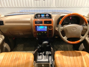 ランクルプラド95系丸目フェイス　TOYOTAグリル　