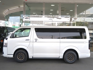 ハイエースバンハイエースバン　ダークプライム2　ベットキット