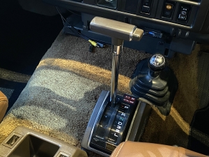 ランクル６０角目四灯　クラシック　旧車